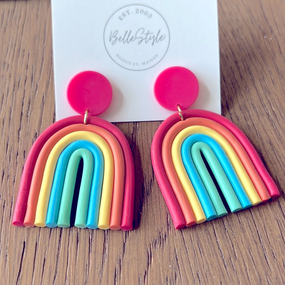 BelleStyle Pink Rainbow Post Earrings